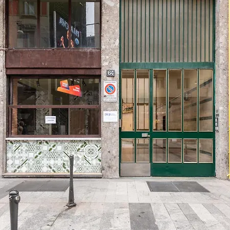 Corso Garibaldi 64 - Living Apartamento *